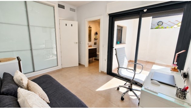 Resale - Detached Villa - Orihuela Costa - Villamartín