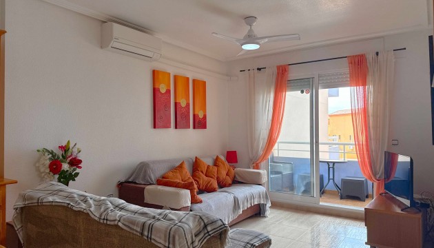 Resale - Apartment - Orihuela Costa - Cabo Roig