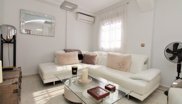 Resale - Townhouse - Orihuela Costa - Villamartín