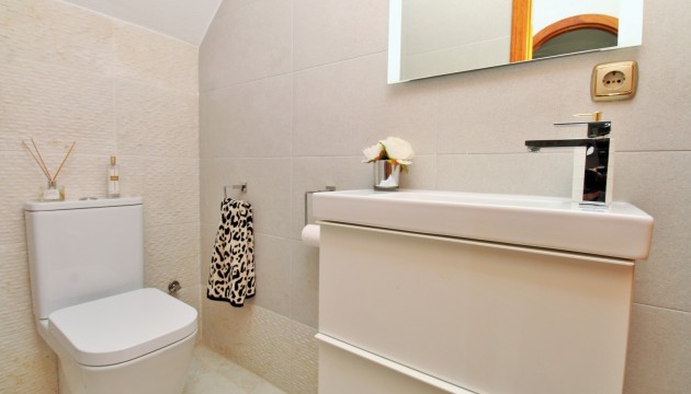Resale - Townhouse - Orihuela Costa - Villamartín