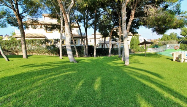 Resale - Townhouse - Orihuela Costa - Villamartín