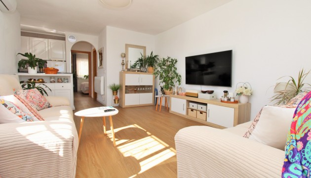 Resale - Apartment - Orihuela Costa - Villamartín
