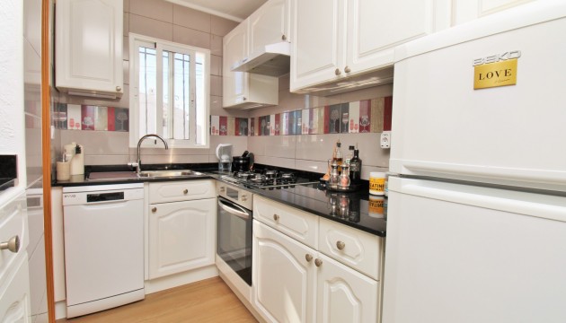 Resale - Apartment - Orihuela Costa - Villamartín