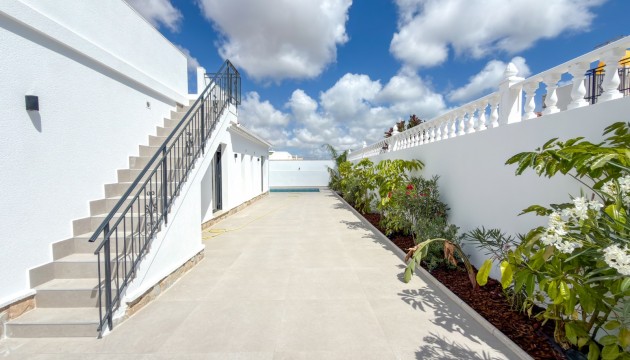 Wiederverkauf - Detached Villa - Torrevieja - La Siesta - El Salado -  Torreta