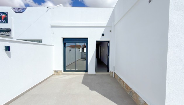 Wiederverkauf - Detached Villa - Torrevieja - La Siesta - El Salado -  Torreta