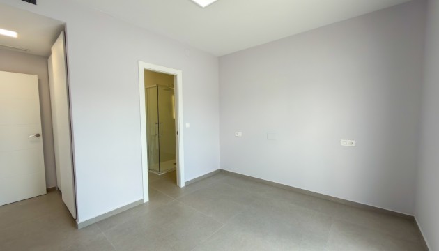 Wiederverkauf - Detached Villa - Torrevieja - La Siesta - El Salado -  Torreta