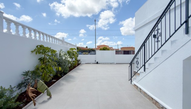 Wiederverkauf - Detached Villa - Torrevieja - La Siesta - El Salado -  Torreta