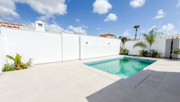Wiederverkauf - Detached Villa - Torrevieja - La Siesta - El Salado -  Torreta