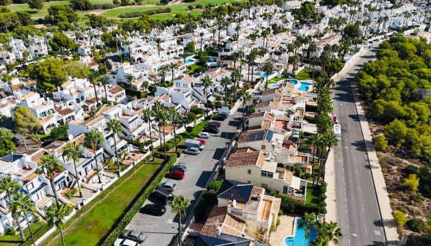 Wiederverkauf - House - Orihuela Costa - Los Dolses