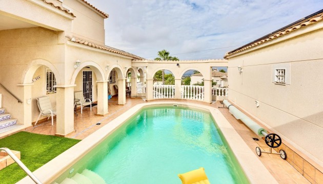 Resale - Detached Villa - San Miguel de Salinas