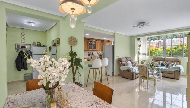 Wiederverkauf - Apartment - Alicante - Calle General Espartero