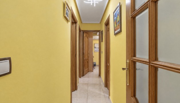 Wiederverkauf - Apartment - Alicante - Calle General Espartero