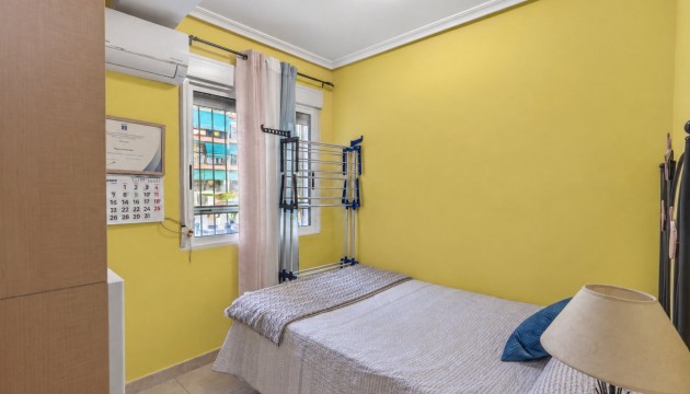 Wiederverkauf - Apartment - Alicante - Calle General Espartero