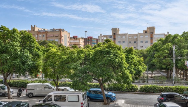 Wiederverkauf - Apartment - Alicante - Calle General Espartero