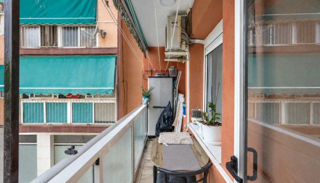 Wiederverkauf - Apartment - Alicante - Calle General Espartero