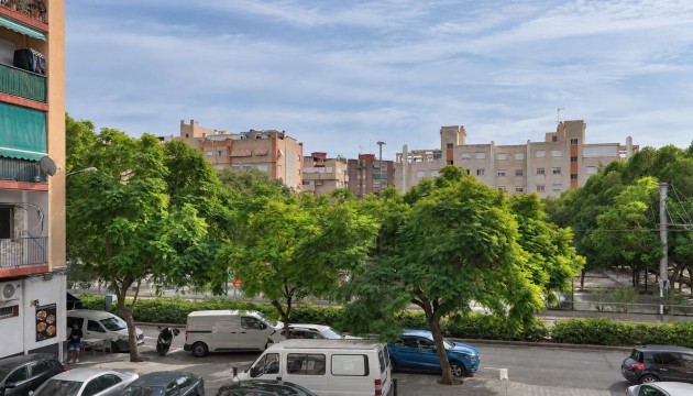 Wiederverkauf - Apartment - Alicante - Calle General Espartero