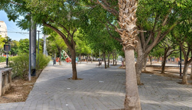 Wiederverkauf - Apartment - Alicante - Calle General Espartero