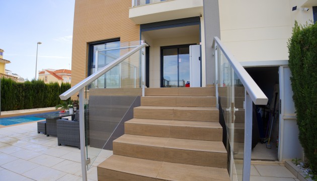 Wiederverkauf - Stadthaus - Orihuela Costa - La Zenia