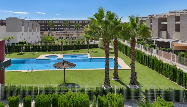 Wiederverkauf - Apartment - Torrevieja - Avenida de Corcega, 8