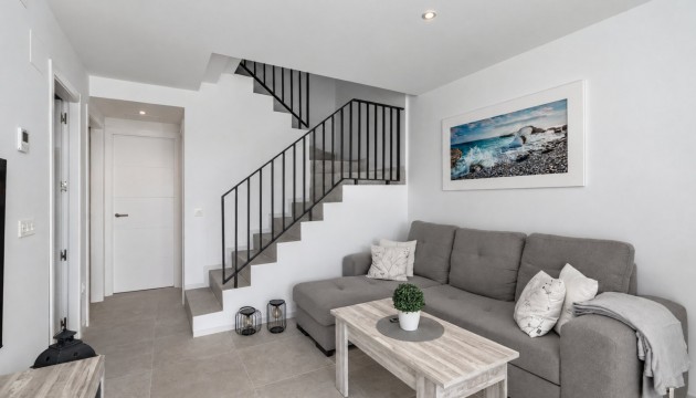 Wiederverkauf - Apartment - Torrevieja - Avenida de Corcega, 8