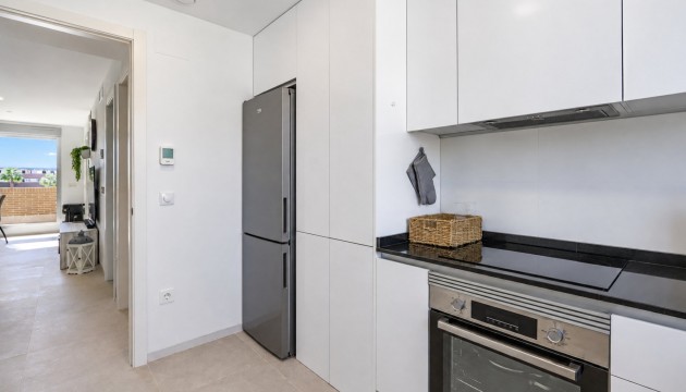 Wiederverkauf - Apartment - Torrevieja - Avenida de Corcega, 8