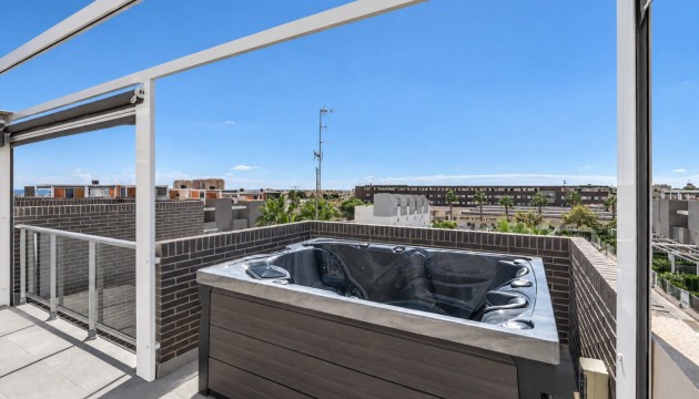 Wiederverkauf - Apartment - Torrevieja - Avenida de Corcega, 8