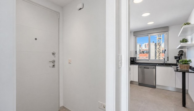 Wiederverkauf - Apartment - Torrevieja - Avenida de Corcega, 8
