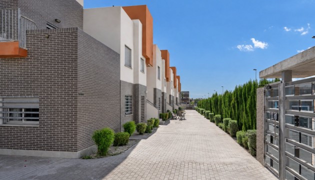 Wiederverkauf - Apartment - Torrevieja - Avenida de Corcega, 8