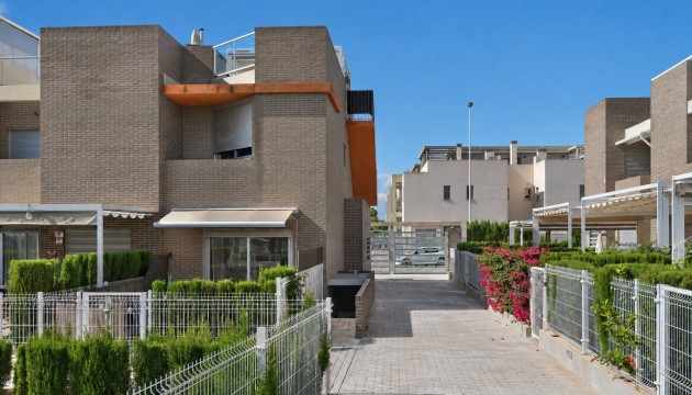 Wiederverkauf - Apartment - Torrevieja - Avenida de Corcega, 8