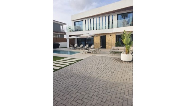 Wiederverkauf - Detached Villa - Torrevieja - Los Altos