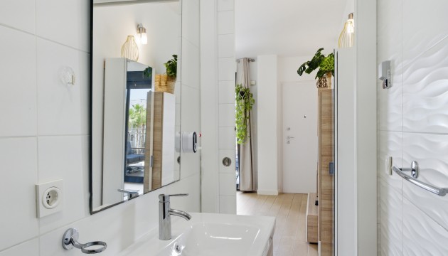Odsprzedaż - Apartment - Orihuela