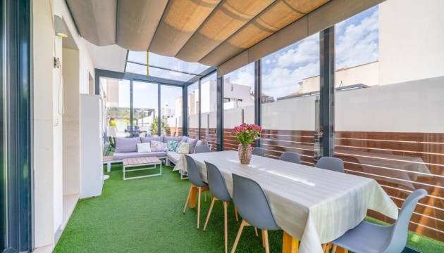 Reventa - Chalet Independiente - Torrevieja