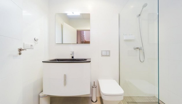Reventa - Chalet Independiente - Torrevieja