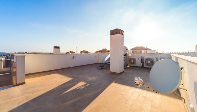 Reventa - Chalet Independiente - Torrevieja