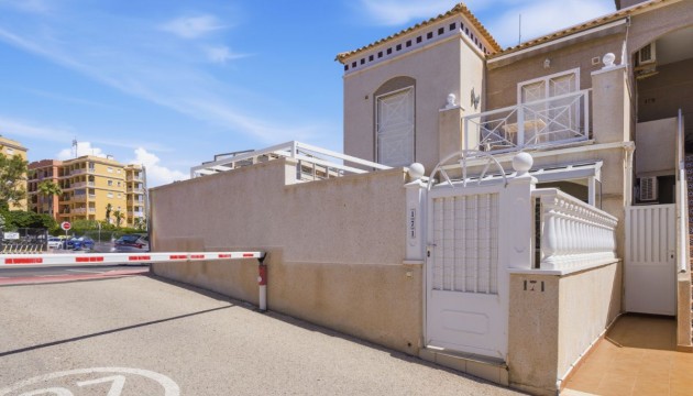 Odsprzedaż - Apartment - Torrevieja