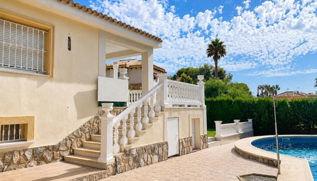 Wiederverkauf - Detached Villa - Orihuela - La Zenia