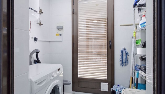 Herverkoop - Apartment - Orihuela