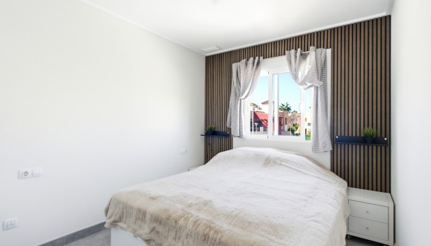 Odsprzedaż - Apartment - Torrevieja