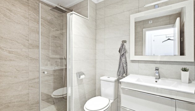 Odsprzedaż - Apartment - Torrevieja