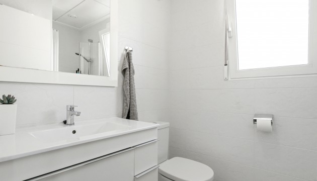 Odsprzedaż - Apartment - Torrevieja