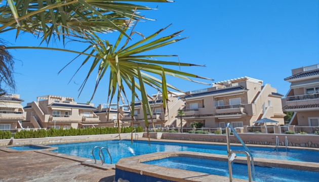 Odsprzedaż - Apartment - Torrevieja