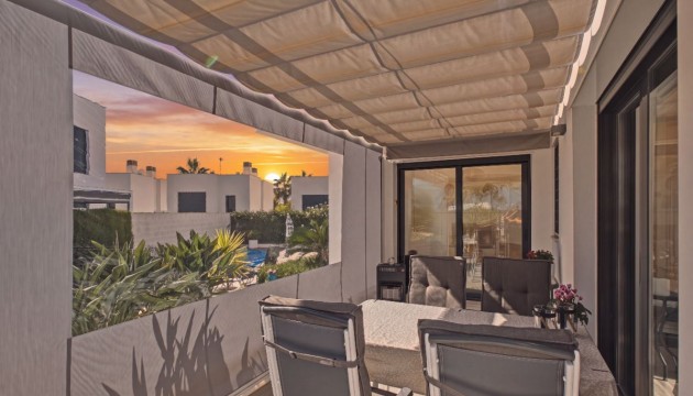 Odsprzedaż - Apartment - Torrevieja - Punta Prima