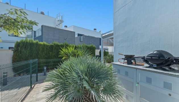 Odsprzedaż - Apartment - Torrevieja - Punta Prima