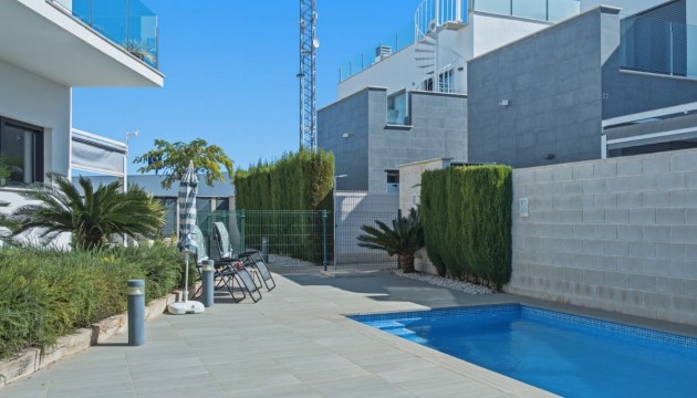 Odsprzedaż - Apartment - Torrevieja - Punta Prima