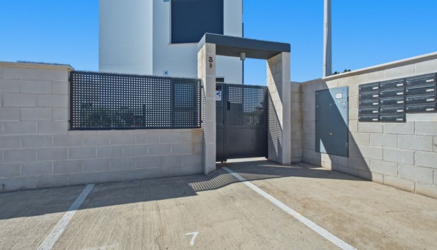 Odsprzedaż - Apartment - Torrevieja - Punta Prima