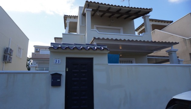 Wiederverkauf - Detached Villa - Orihuela Costa - Villamartín