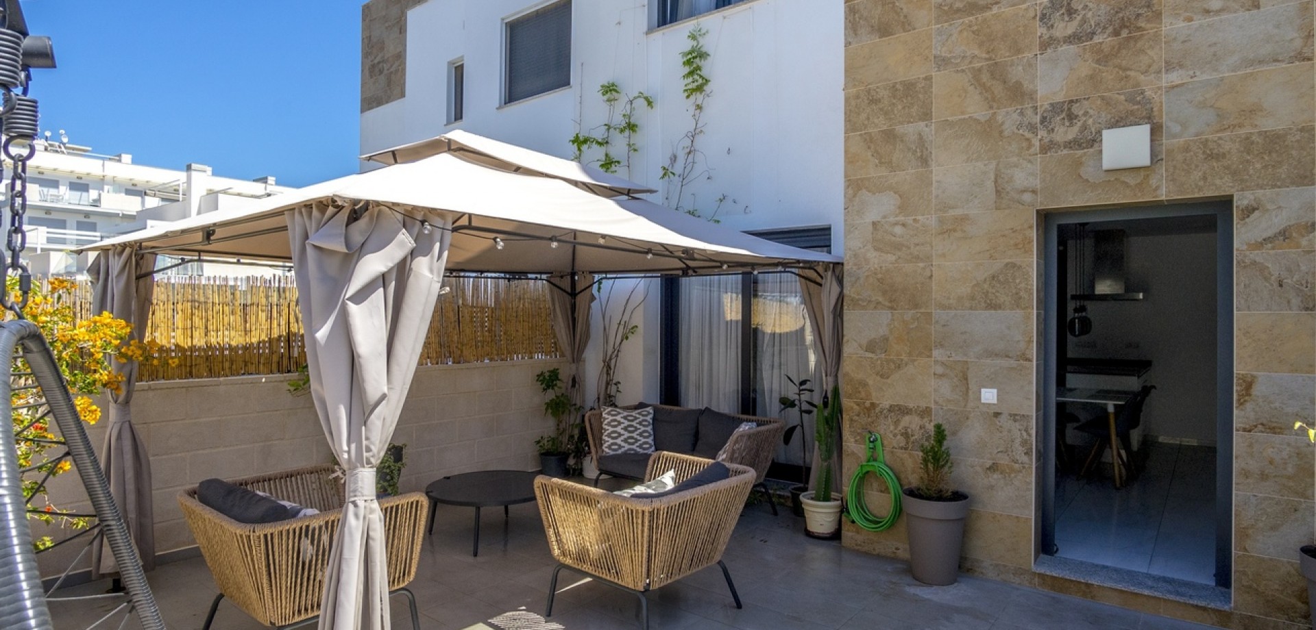 House in Villamartin - Image 4