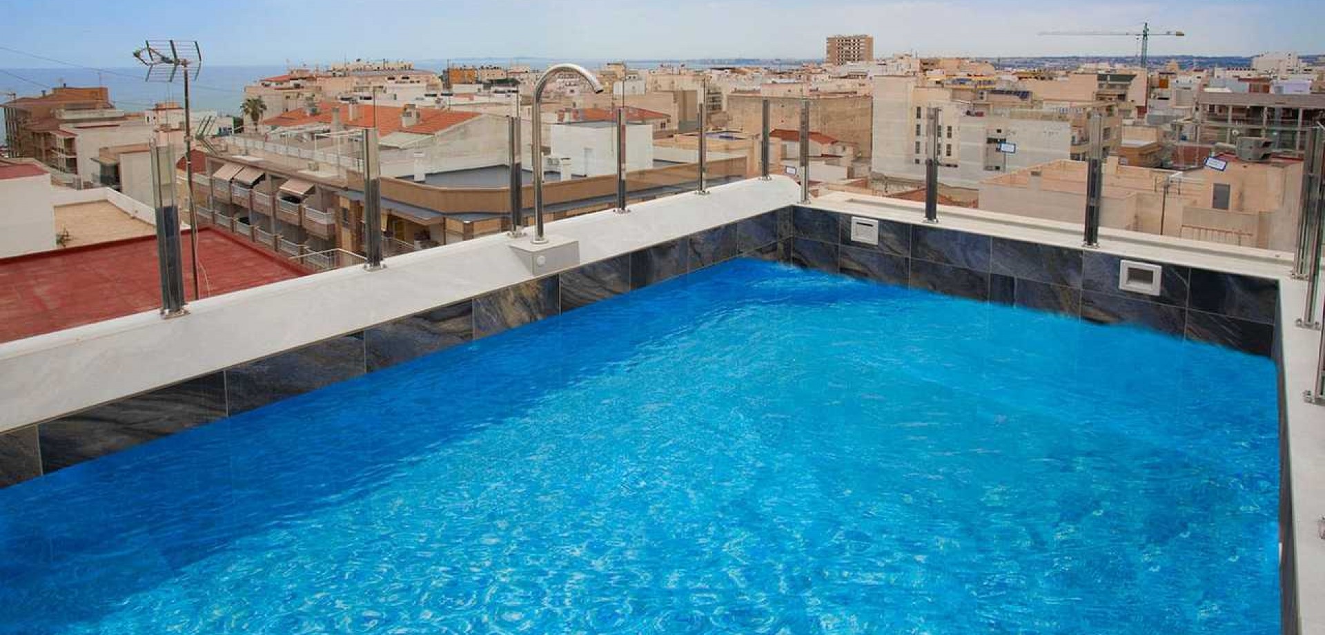 Apartment in Torrevieja - Image 3