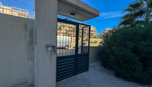 Reventa - Apartamento - Orihuela - Villamartín