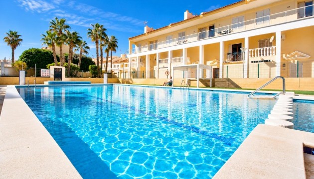 Odsprzedaż - Apartment - Torrevieja - Nueva Torrevieja - Aguas Nuevas